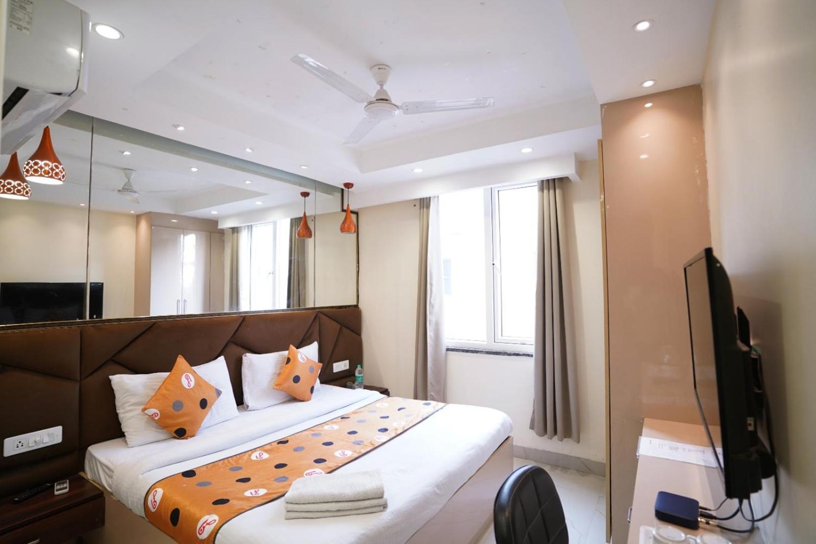 Hotel Leo Saffron - Pitampura Delhi Zewnętrze zdjęcie